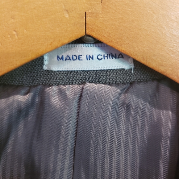 E.J. Samuel - Picture 4 of 12